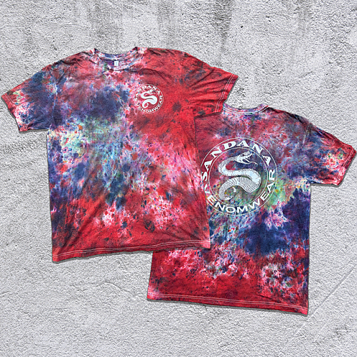 sandana_24_background_1080_concrete_tiedye_shirts_2